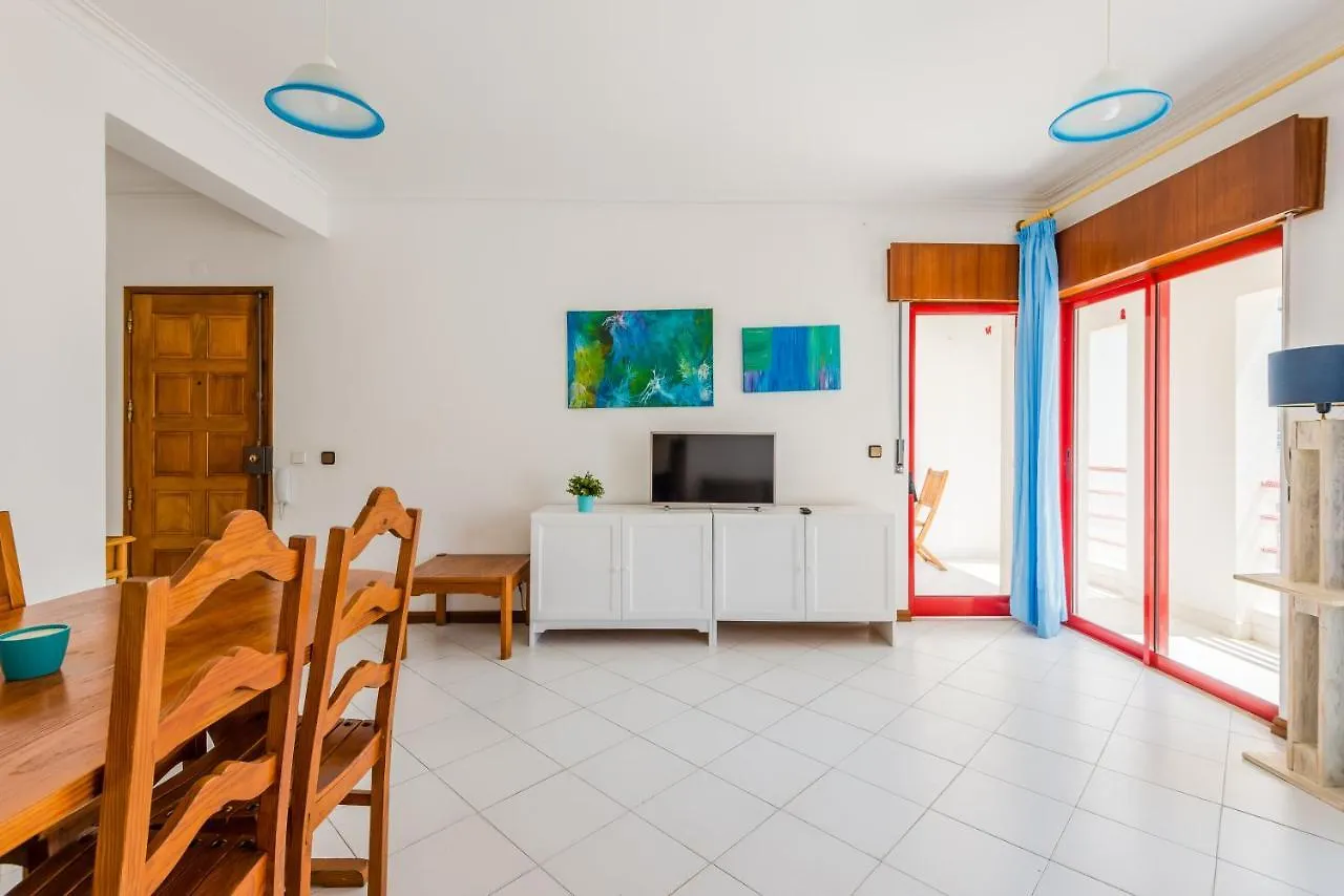 Apartment Apartamento T1 Praia Quarteira